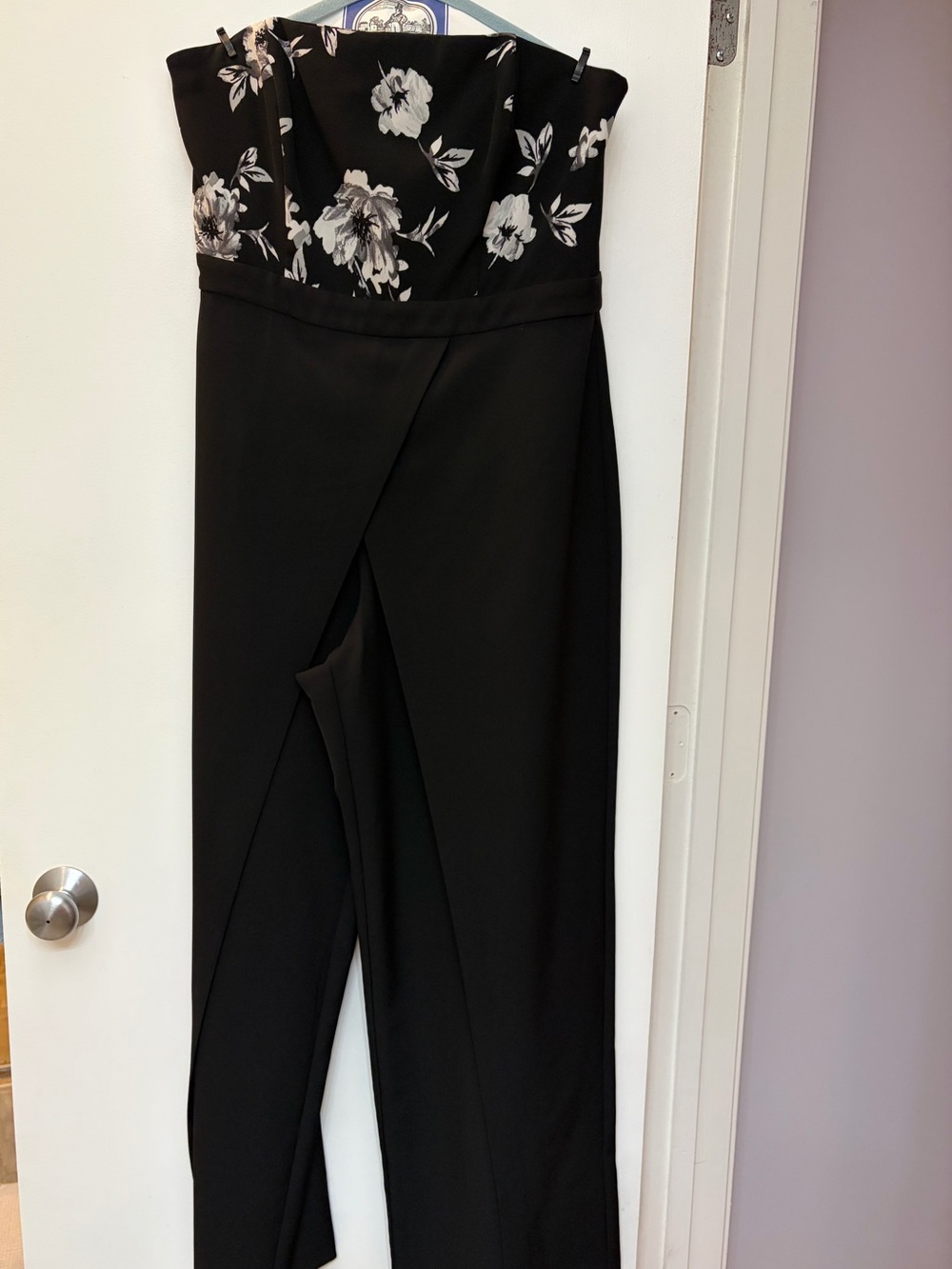 White House Black Market Black Strapless Floral-Print Jumpsuit - Picture 4 of 10
